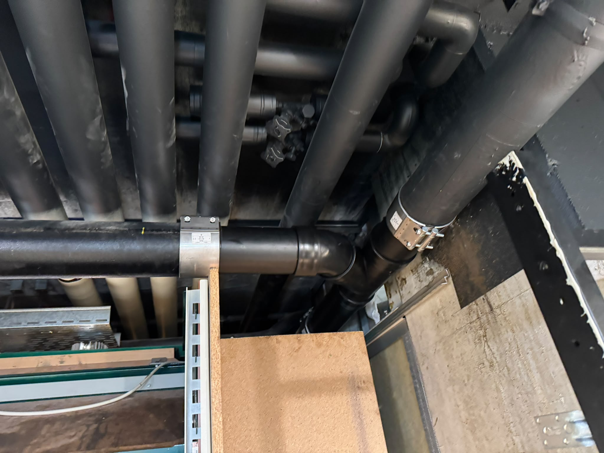 MSCV SA pipework and ventilation network, technical work in Fribourg